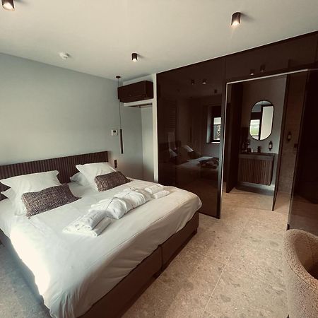 Domaine Sur Les Sarts Hotell Ohey Eksteriør bilde
