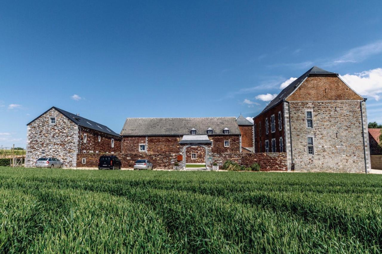Domaine Sur Les Sarts Hotell Ohey Eksteriør bilde