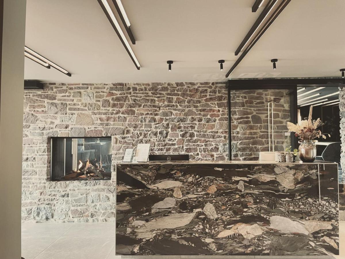 Domaine Sur Les Sarts Hotell Ohey Eksteriør bilde
