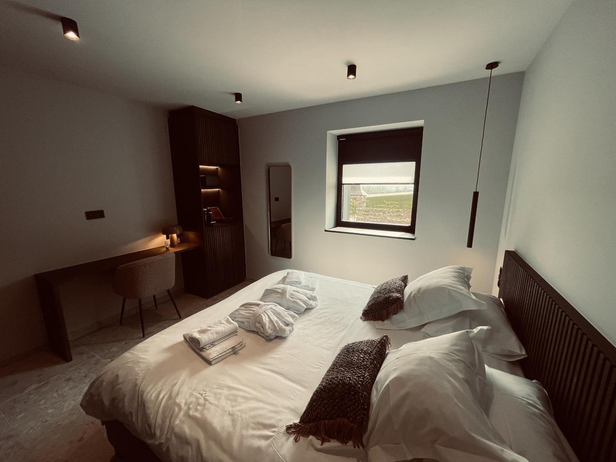 Domaine Sur Les Sarts Hotell Ohey Eksteriør bilde